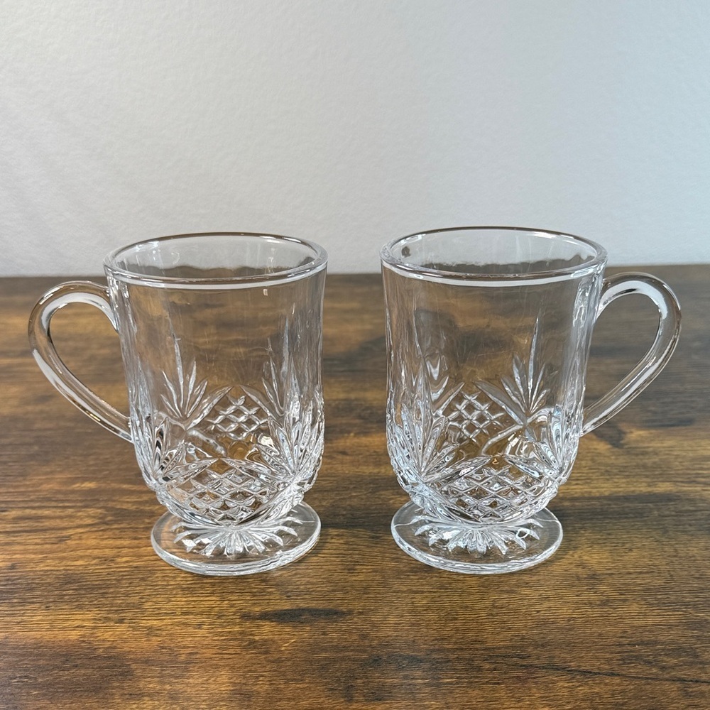 Elegant Clear Glass Mugs Set